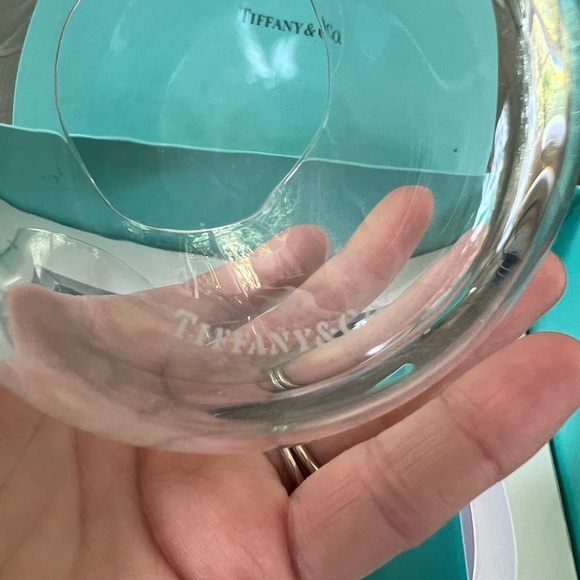 NWB Tiffany red wine glasses - set of 2 - Picture 5 of 9